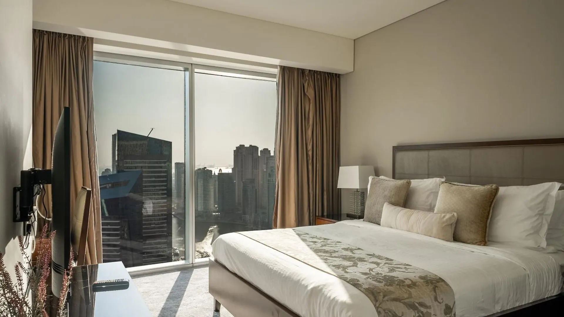 Apartments In Address Dubai Marina Residences Connected To Marina Mall