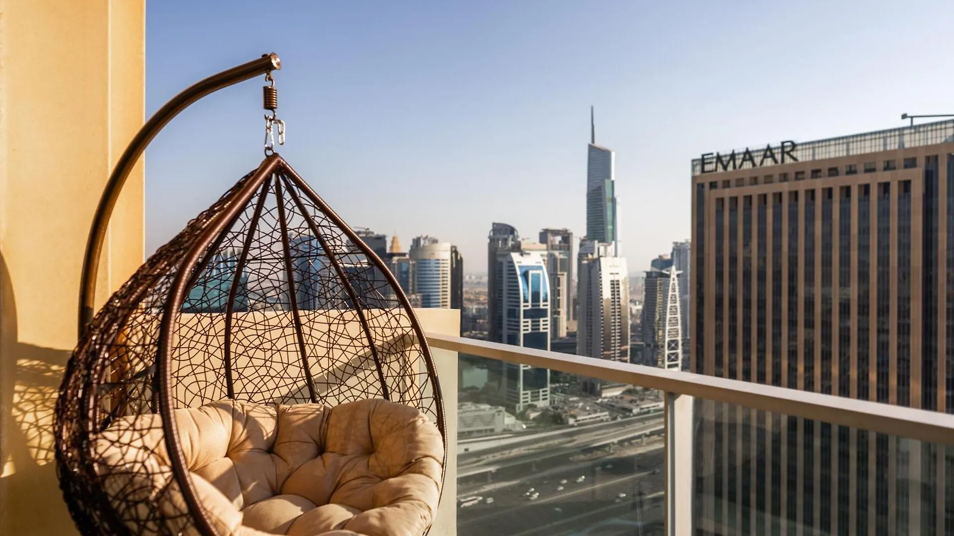 Apartments In Address Dubai Marina Residences Connected To Marina Mall